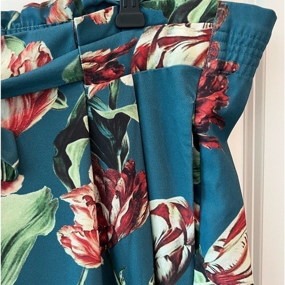 PatBO Botanica Floral Belted Cropped Pants - Picture 6 of 16